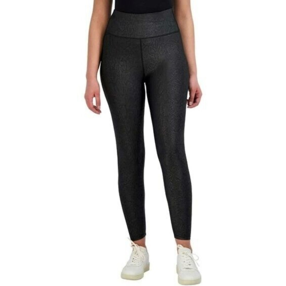 32 Degrees - Weatherproof Ladies’ Active Yoga Legging in Black Python Print